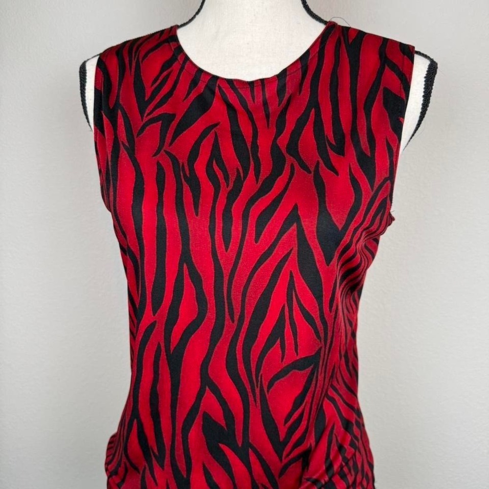 Y2K Red and black zebra print sleeveless blouse - Picture 5 of 6